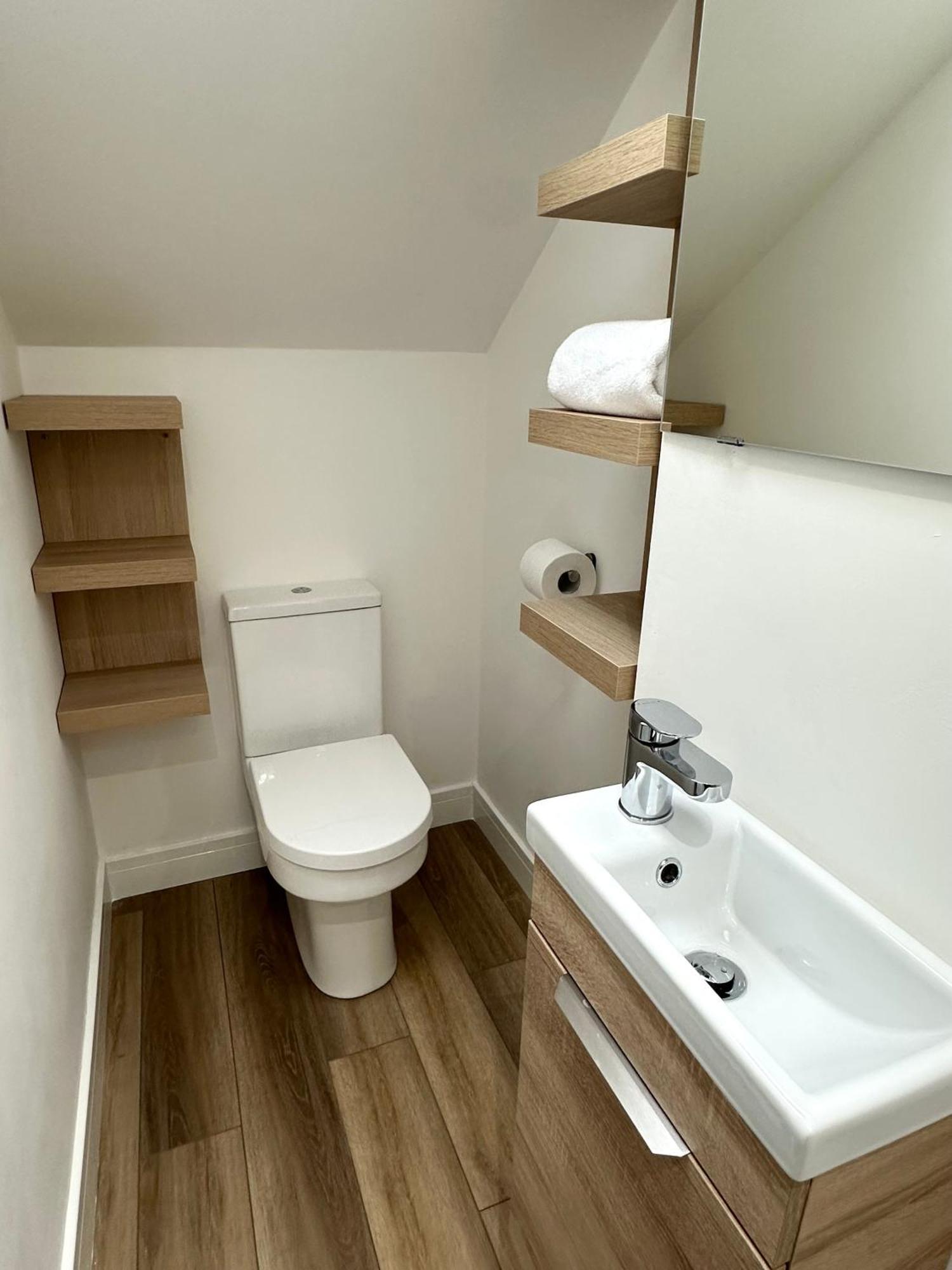 Vibrant Apartments Close To City Centre Cardiff Exterior photo