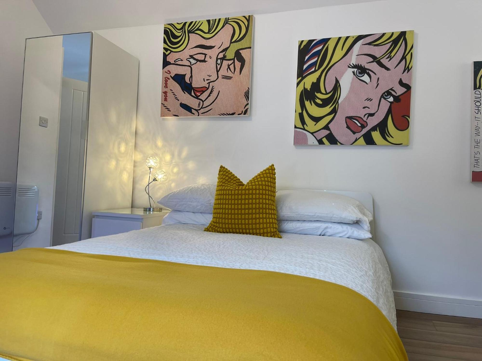 Vibrant Apartments Close To City Centre Cardiff Exterior photo